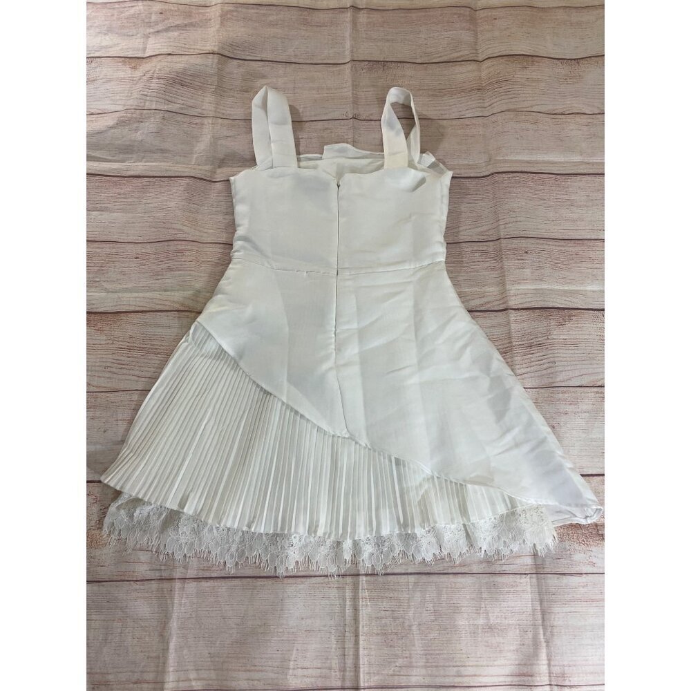 HA Boutique Women's White Asymetrical Cocktail Mini Dress - Medium - Picture 12 of 14